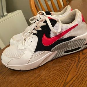 Nike air max excee sneakers